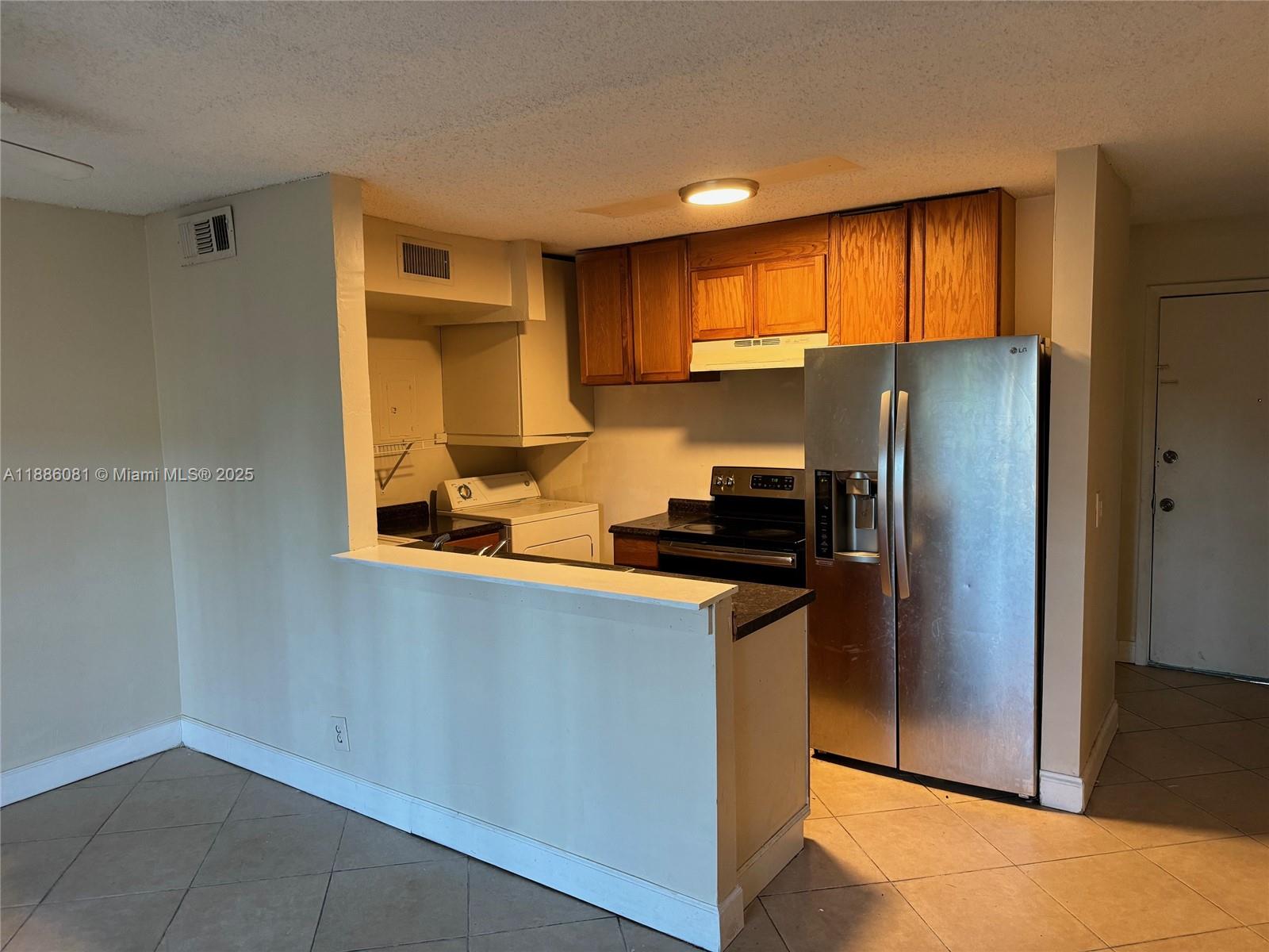 ARBOR KEYS CONDO - Residential Lease