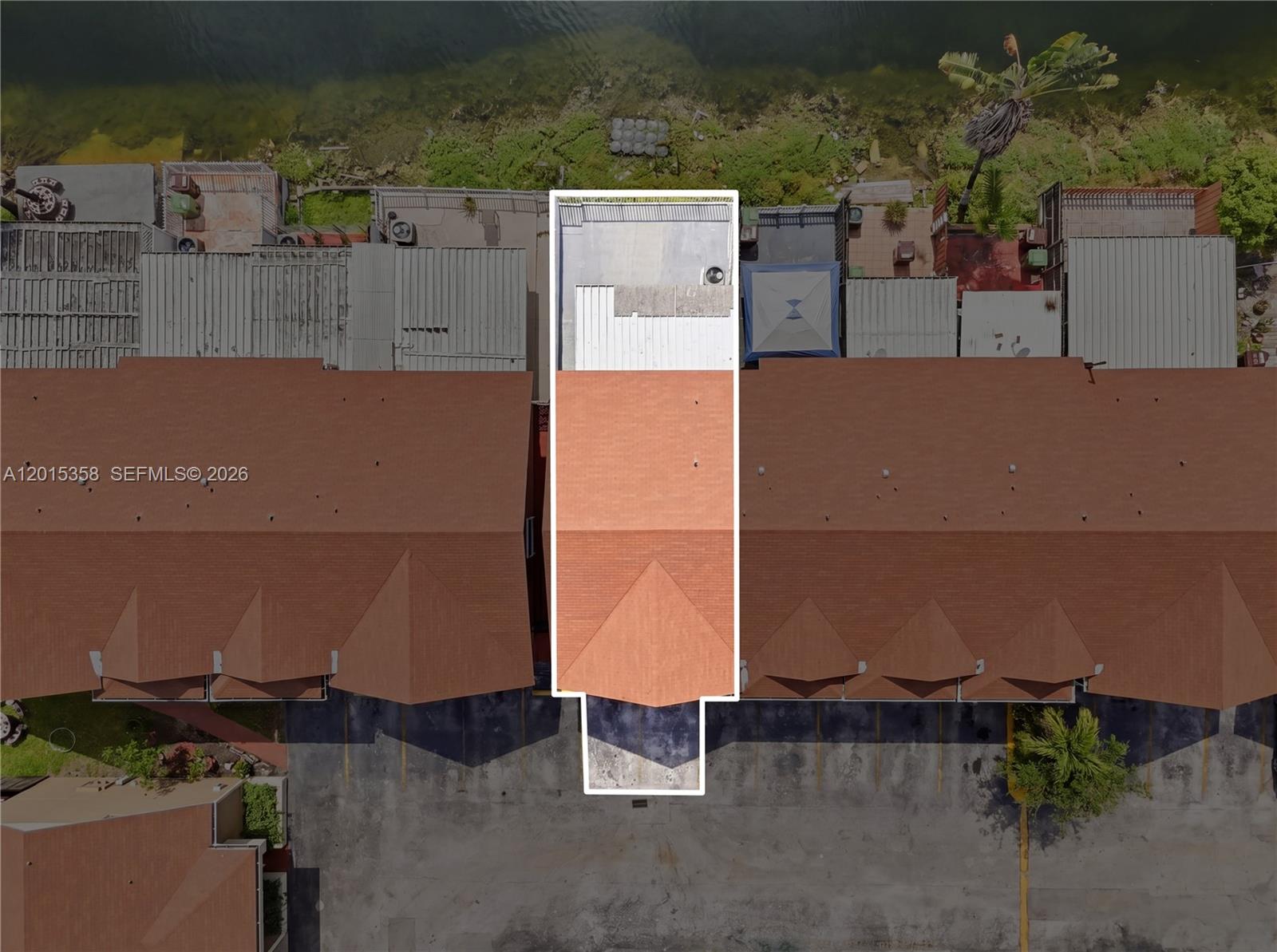 WEST VIEW LAKE TOWNHOMES - Residential