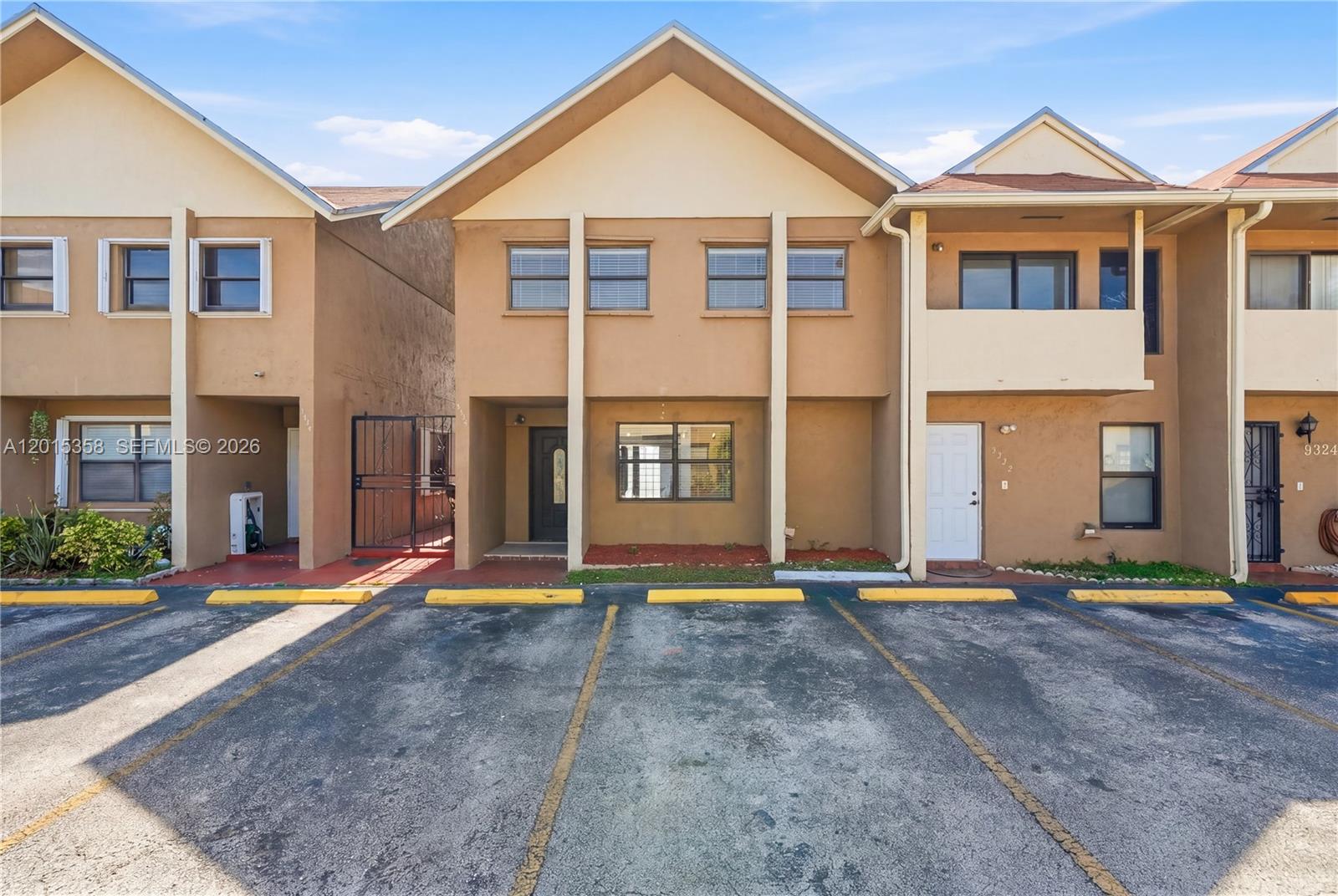 WEST VIEW LAKE TOWNHOMES - Residential