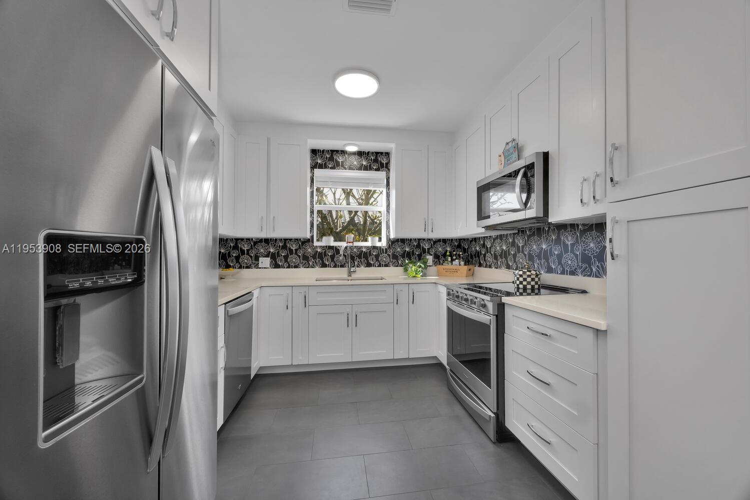 SILVER BLUFF ESTS-SEC A - Residential