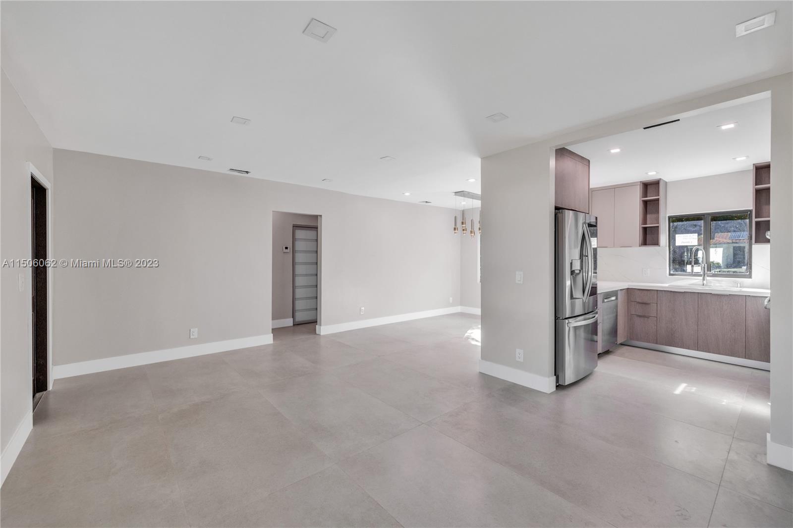 DUNNINGS MIAMI SHORES EXT - Residential Lease