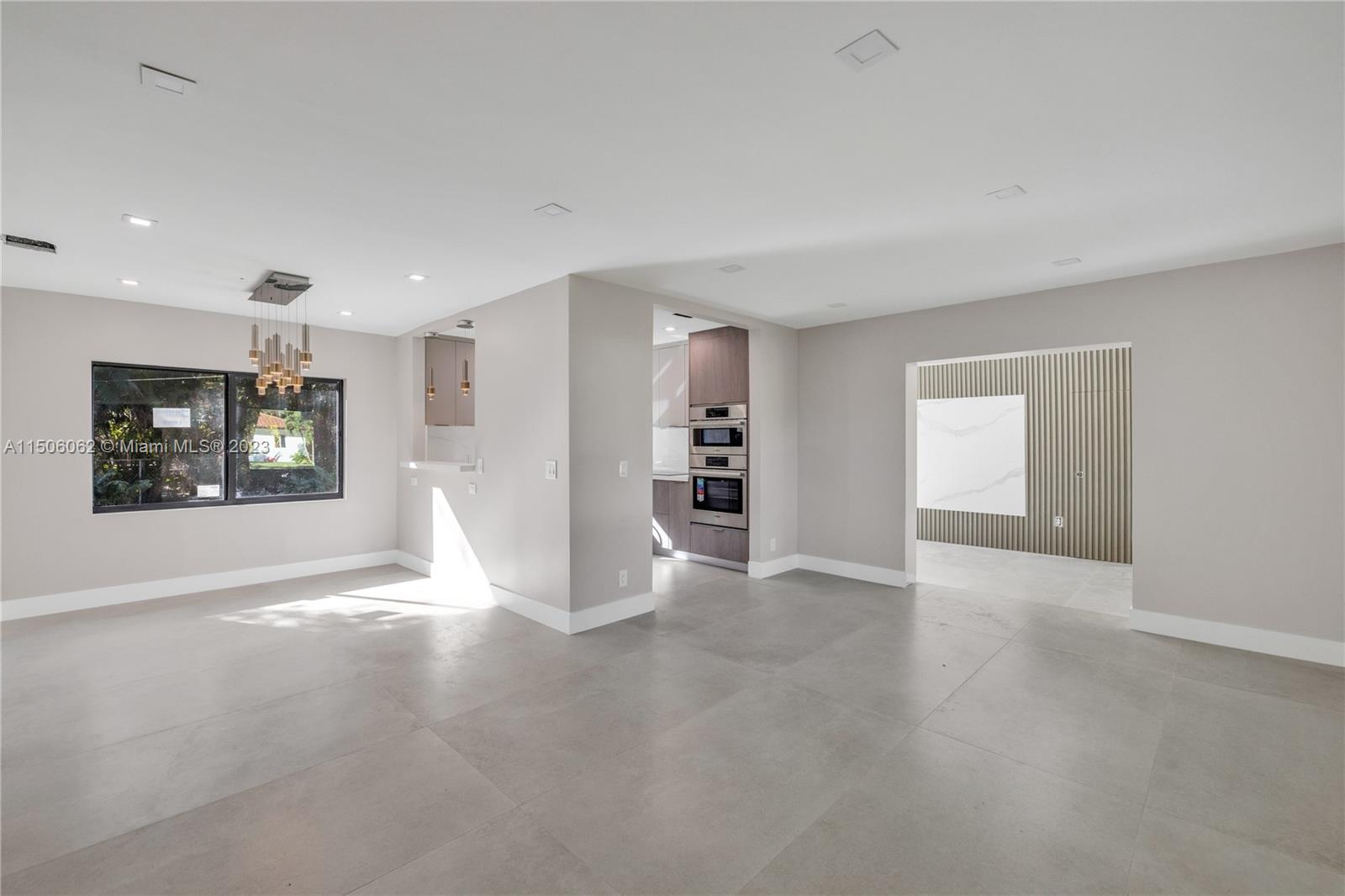 DUNNINGS MIAMI SHORES EXT - Residential Lease