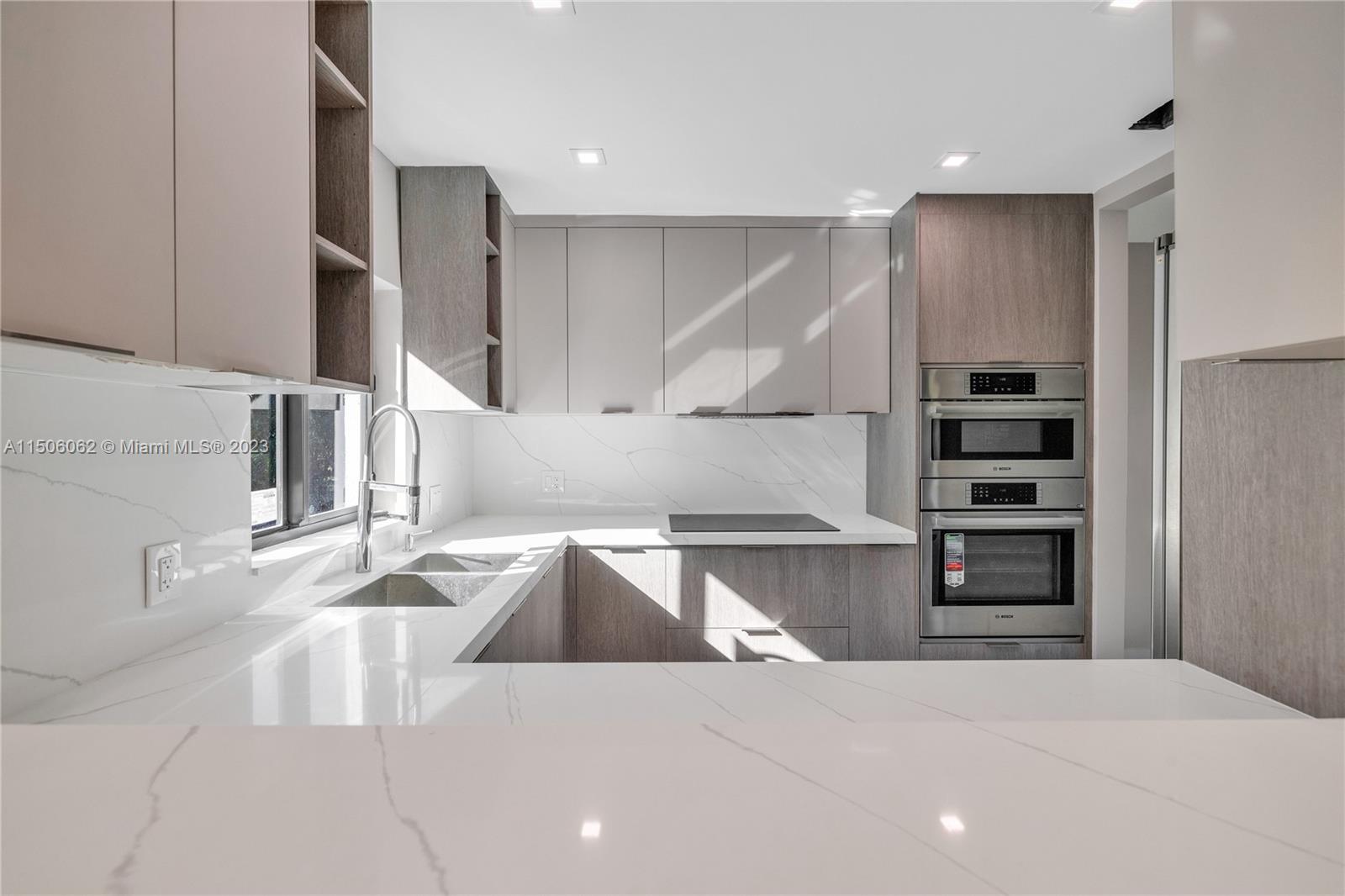 DUNNINGS MIAMI SHORES EXT - Residential Lease