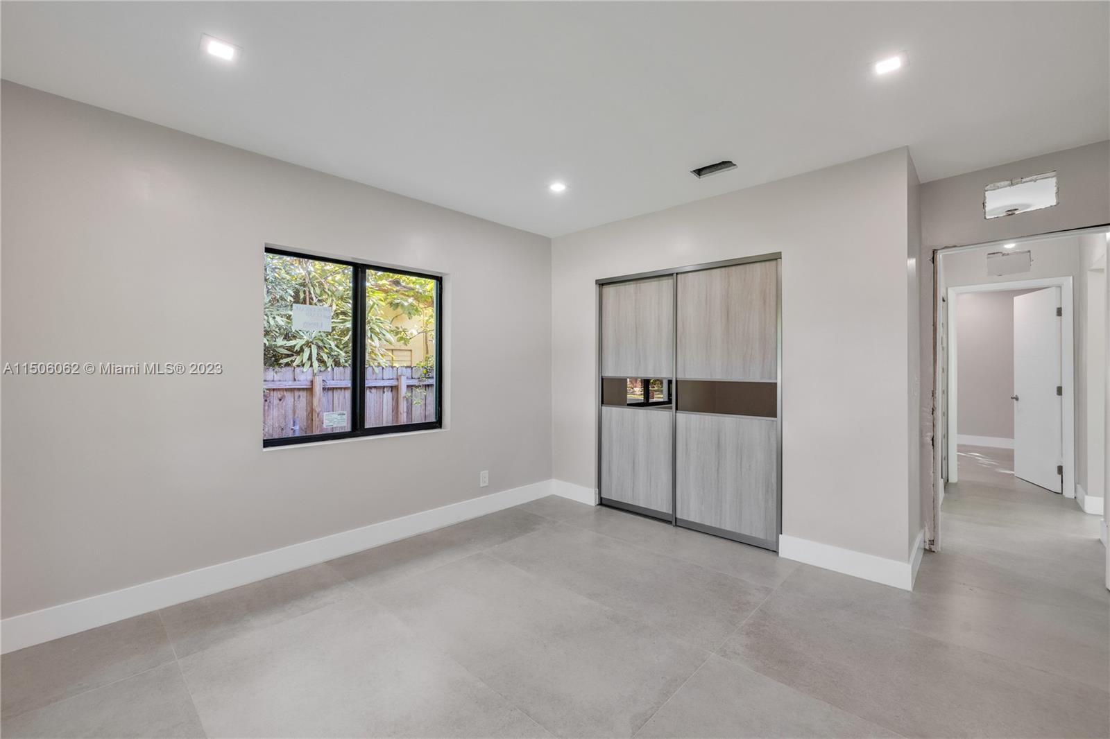 DUNNINGS MIAMI SHORES EXT - Residential Lease