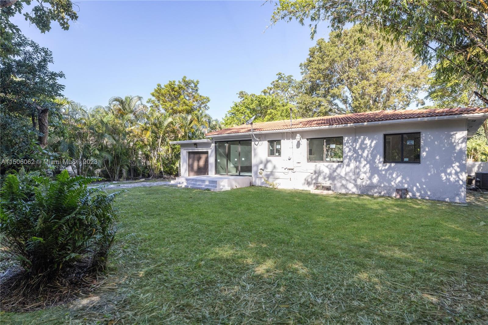 DUNNINGS MIAMI SHORES EXT - Residential Lease
