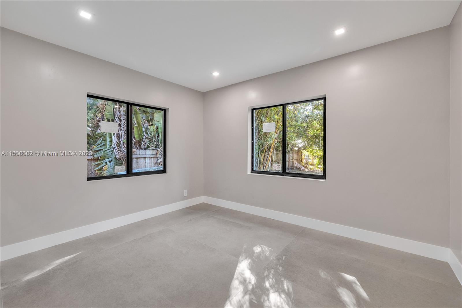 DUNNINGS MIAMI SHORES EXT - Residential Lease