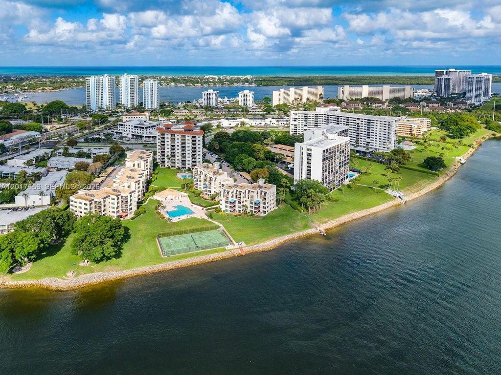 Photo of 364 Golfview Rd #505, North Palm Beach, FL 33408 (MLS # A12017156)