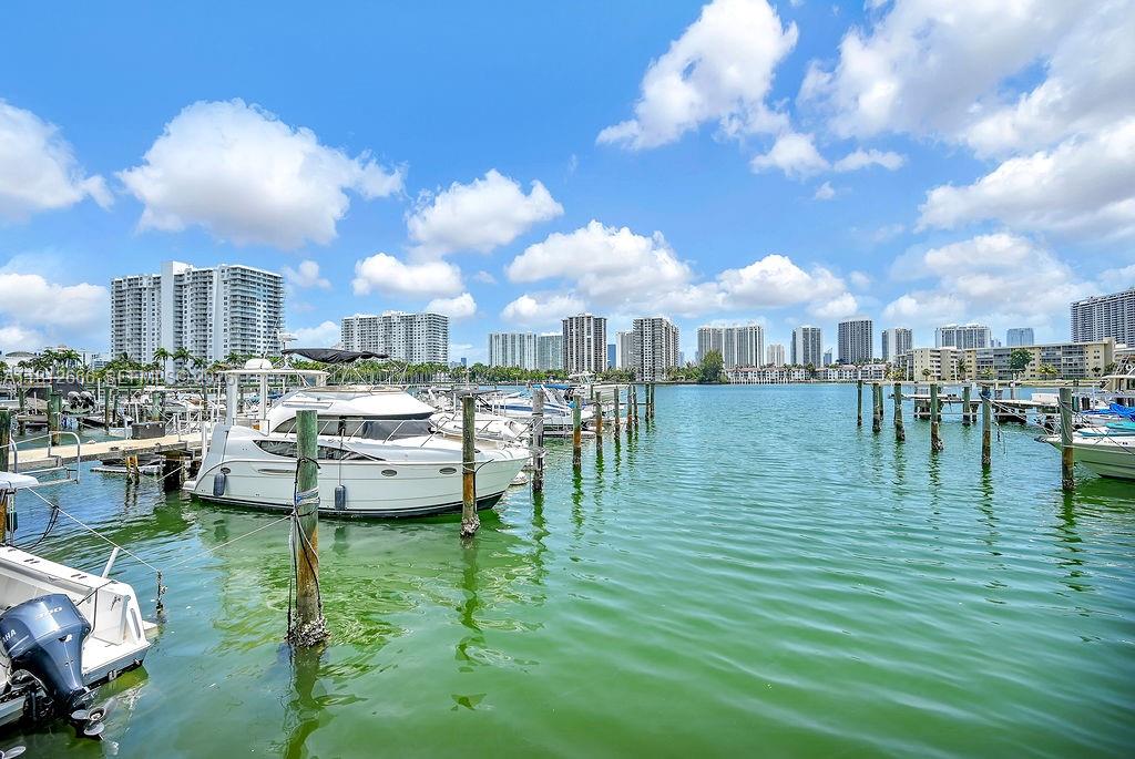 DEL PRADO MARINA - Residential