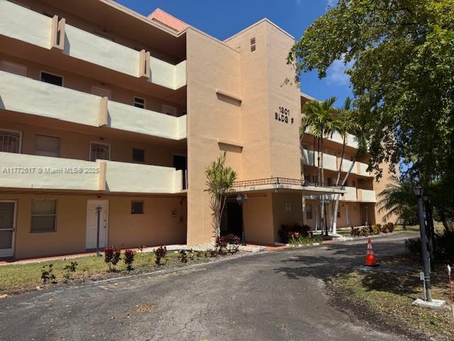 ROLLING GREEN CONDO F - Land