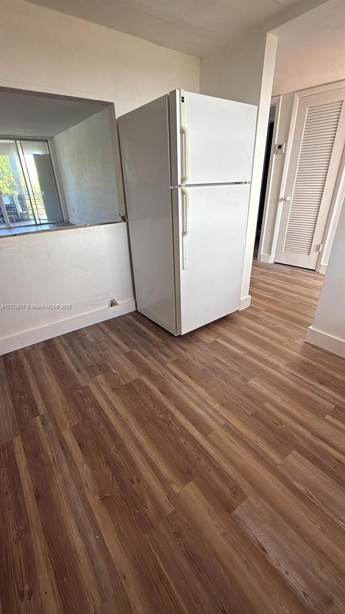 ROLLING GREEN CONDO F - Land