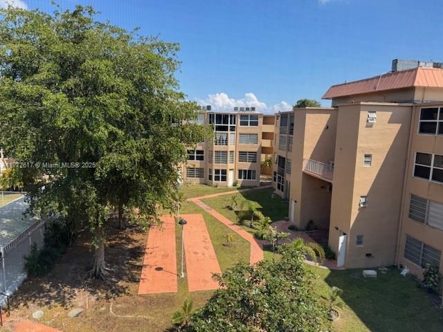 ROLLING GREEN CONDO F - Land