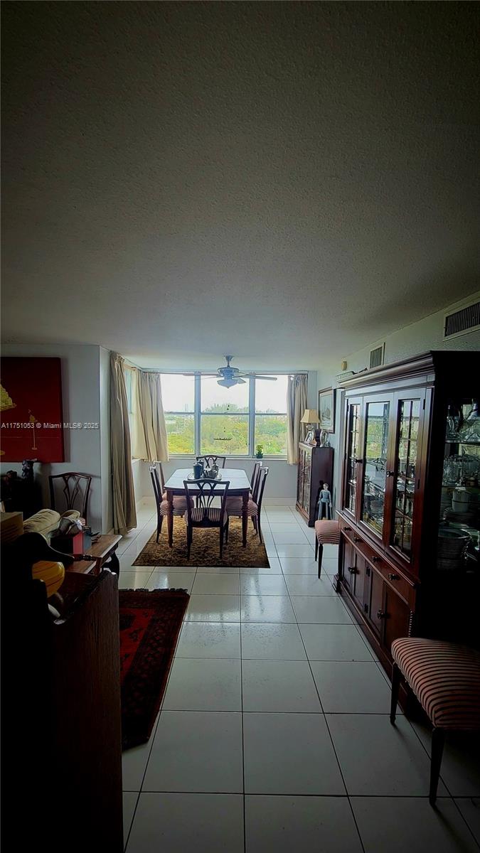ANDOR PLAZA CONDO - Residential