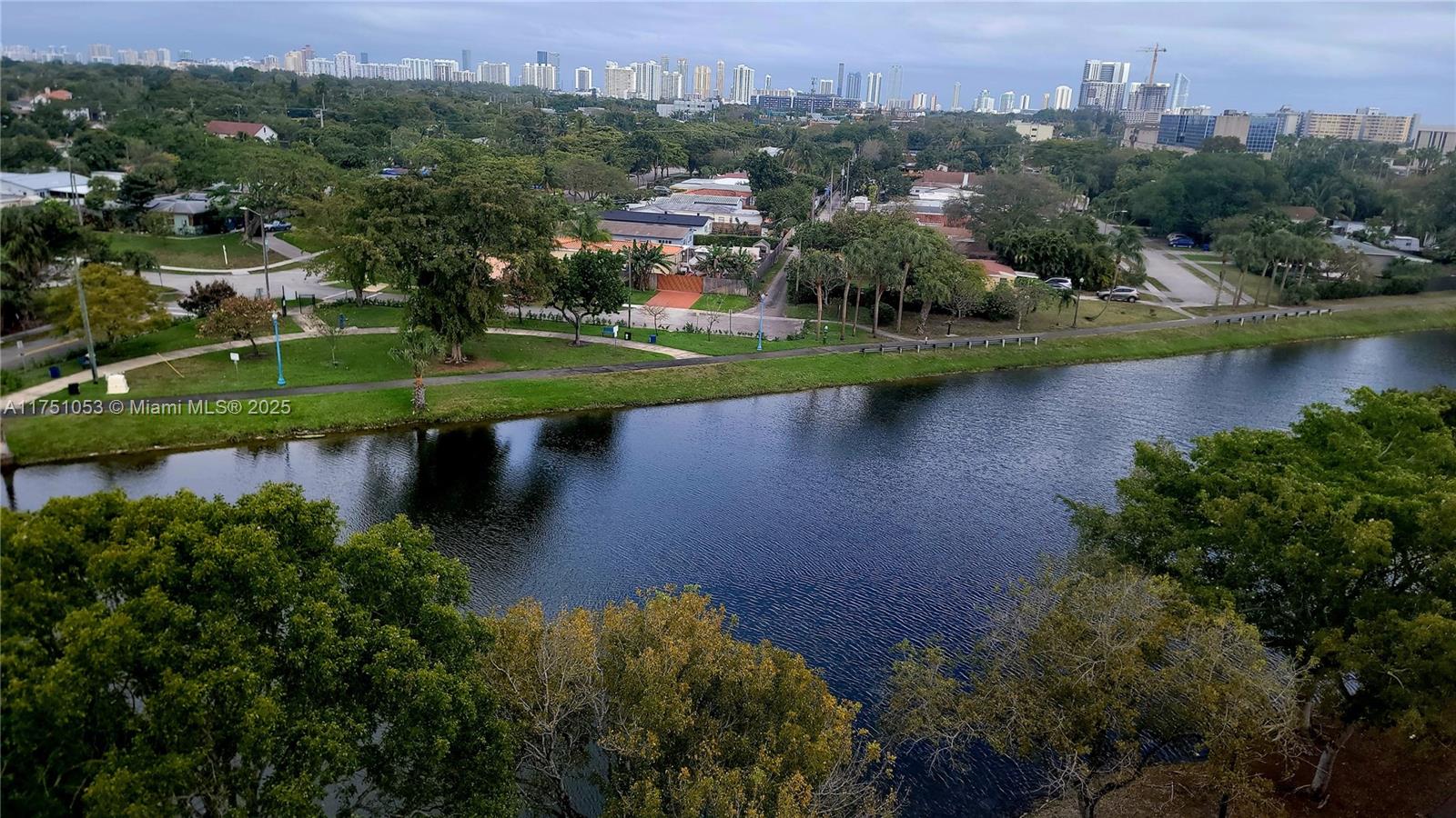 ANDOR PLAZA CONDO - Residential
