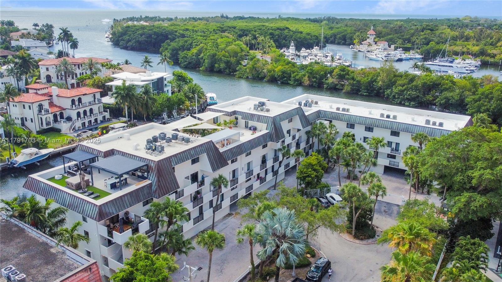 GABLES HARBOUR CONDO APTS - Residential Lease
