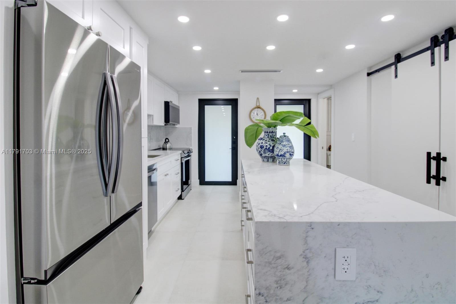 GABLES HARBOUR CONDO APTS - Residential Lease