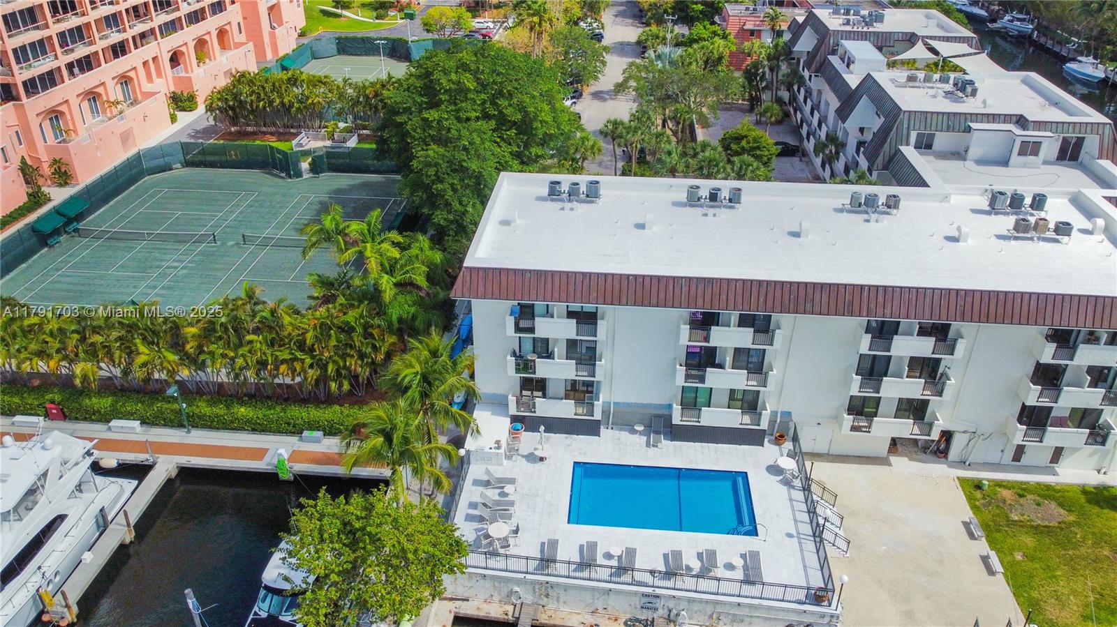 GABLES HARBOUR CONDO APTS - Residential Lease
