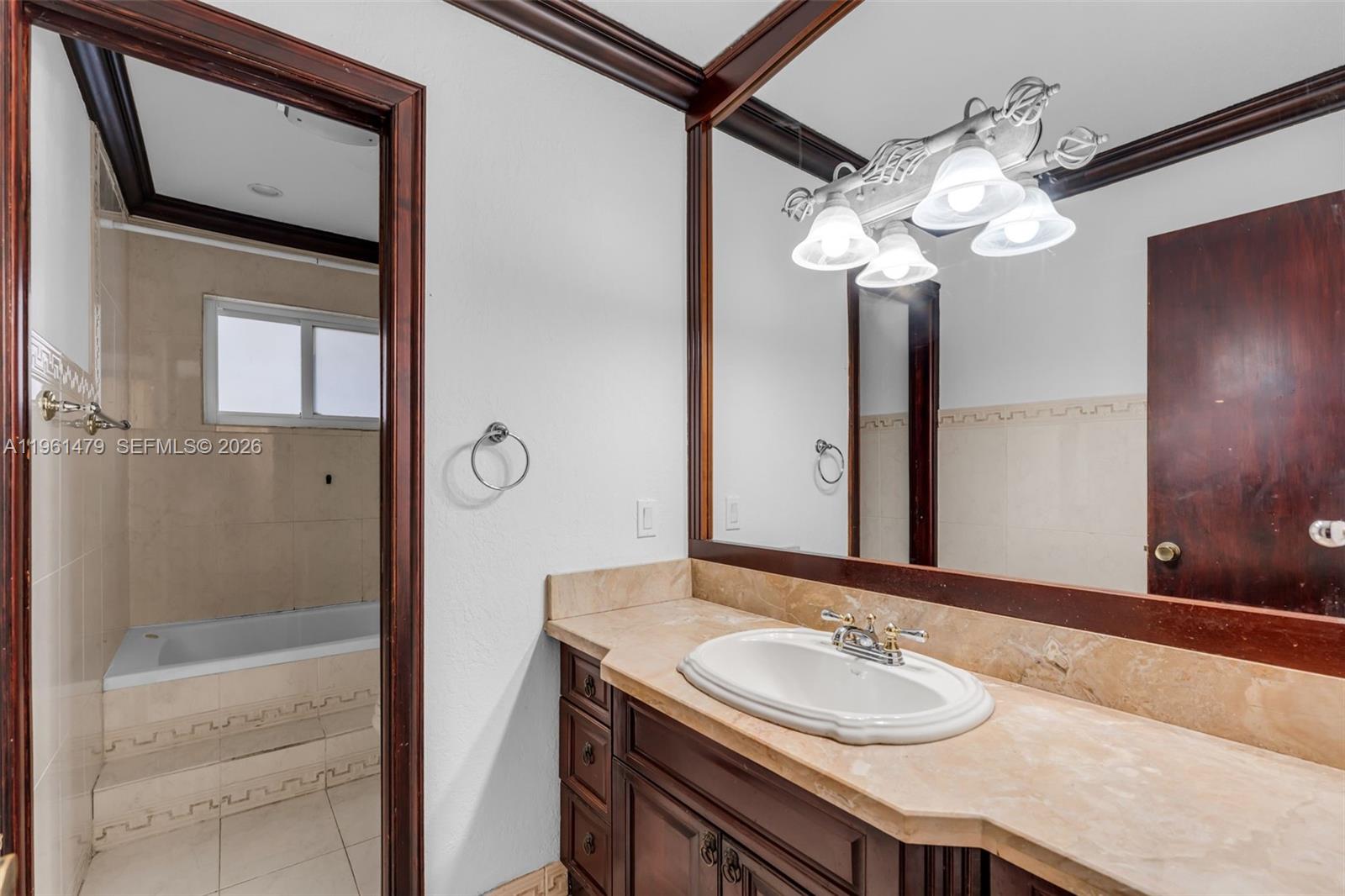 GABLES EDGE - Residential