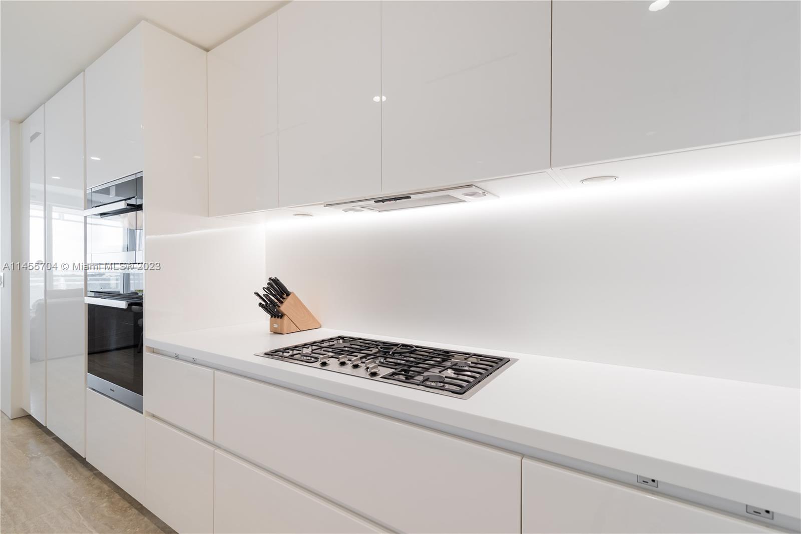 SURF CLUB CONDO - Residential