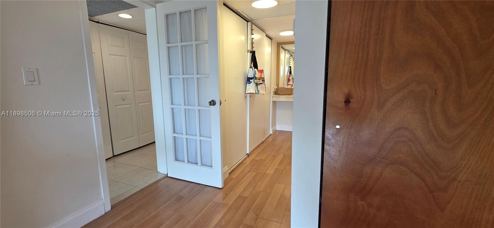 CRICKET CLUBHOUSE CONDO - Residential Lease