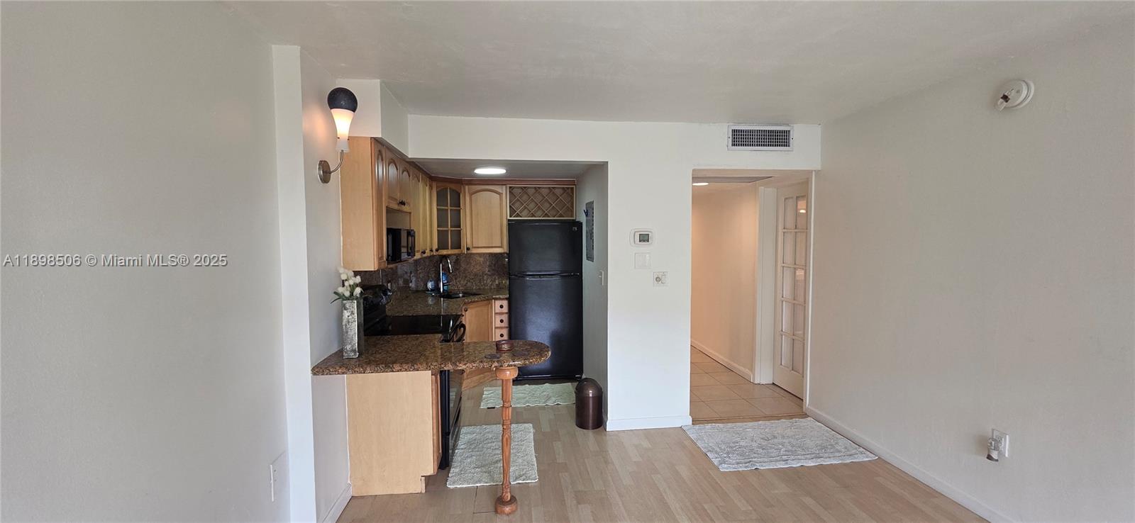 CRICKET CLUBHOUSE CONDO - Residential Lease