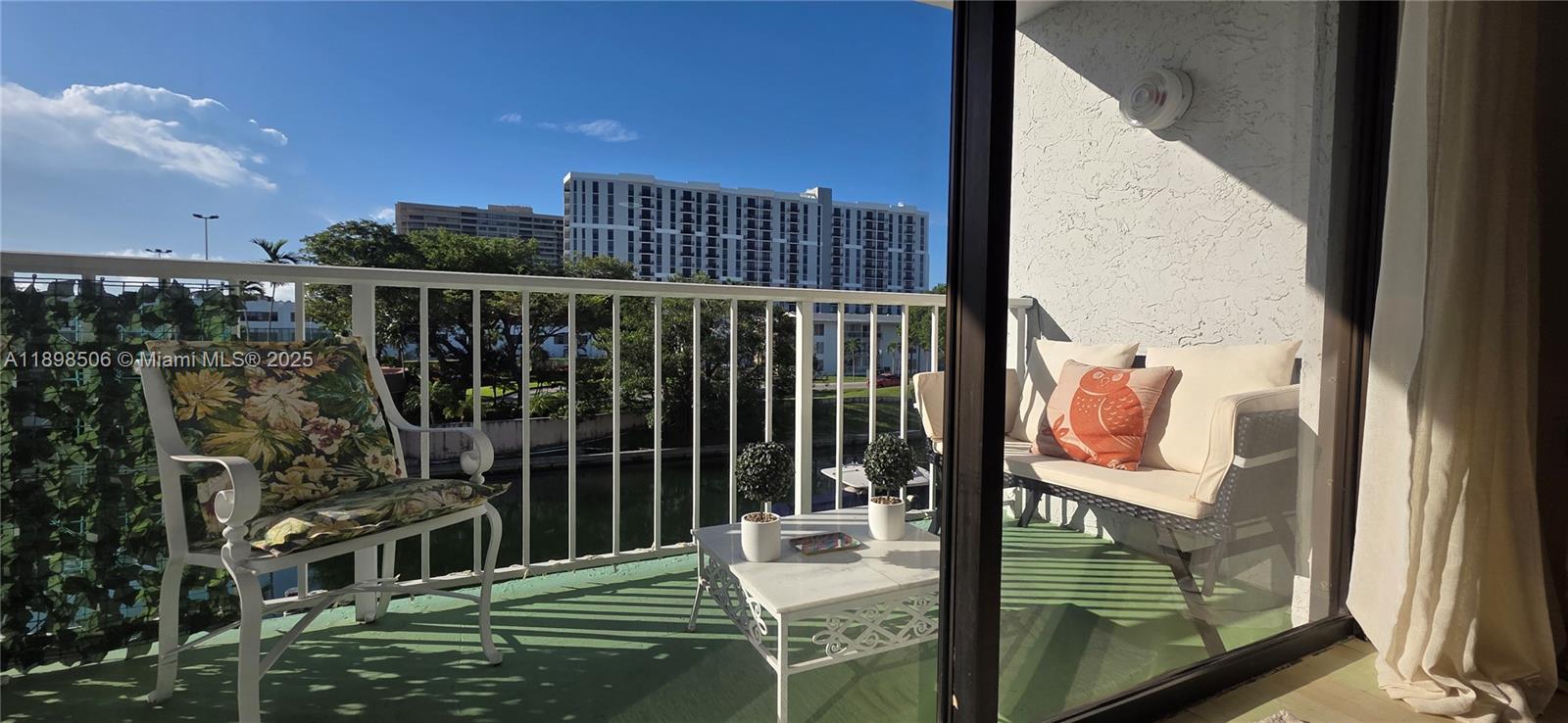 CRICKET CLUBHOUSE CONDO - Residential Lease