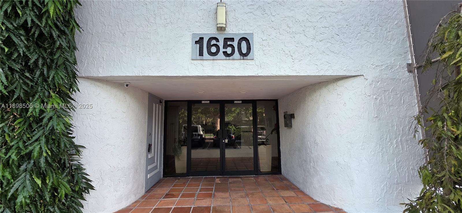 CRICKET CLUBHOUSE CONDO - Residential Lease