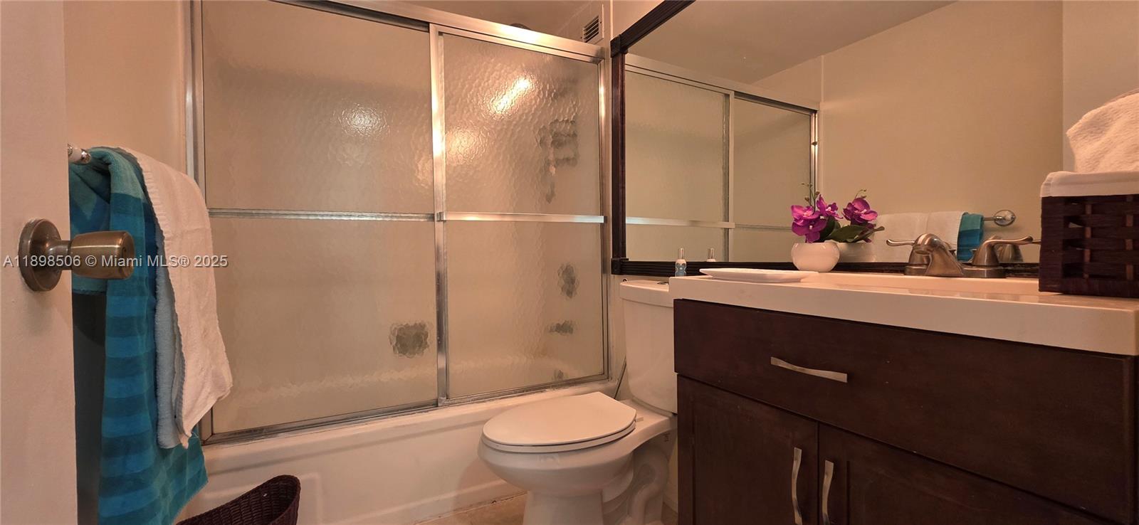 CRICKET CLUBHOUSE CONDO - Residential Lease