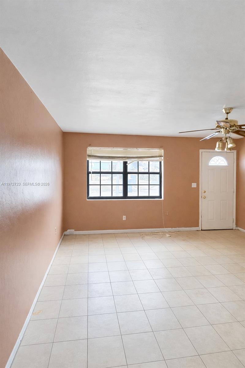 AIRLINE ESTATES UNIT 1 - Residential Income