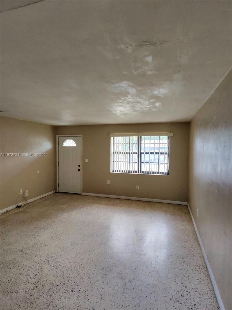 AIRLINE ESTATES UNIT 1 - Residential Income