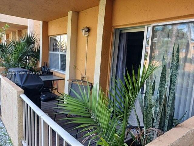VENETIAN GARDENS AT COUNT - Residential