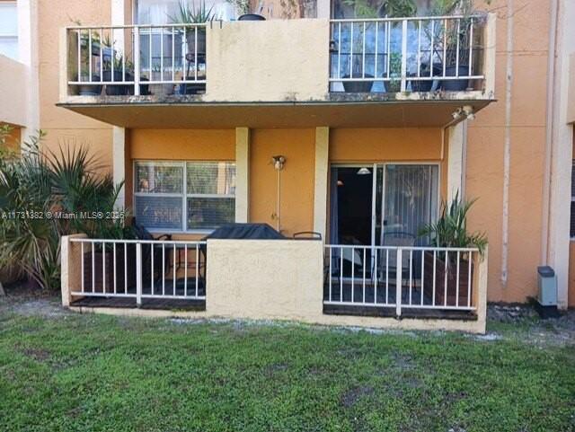 VENETIAN GARDENS AT COUNT - Residential