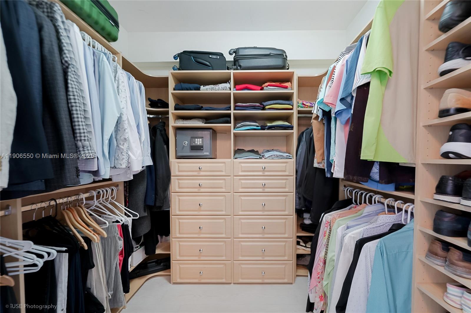 ONE ISLAND PLACE CONDO 1 - Residential