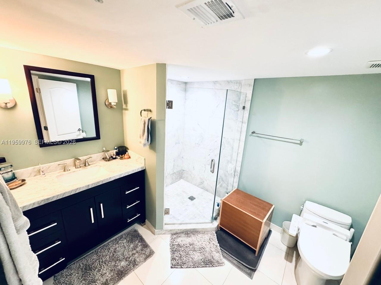 SUNSET HARBOUR NORTH COND - Residential