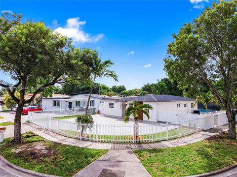 200 E 60th St Hialeah FL 33013