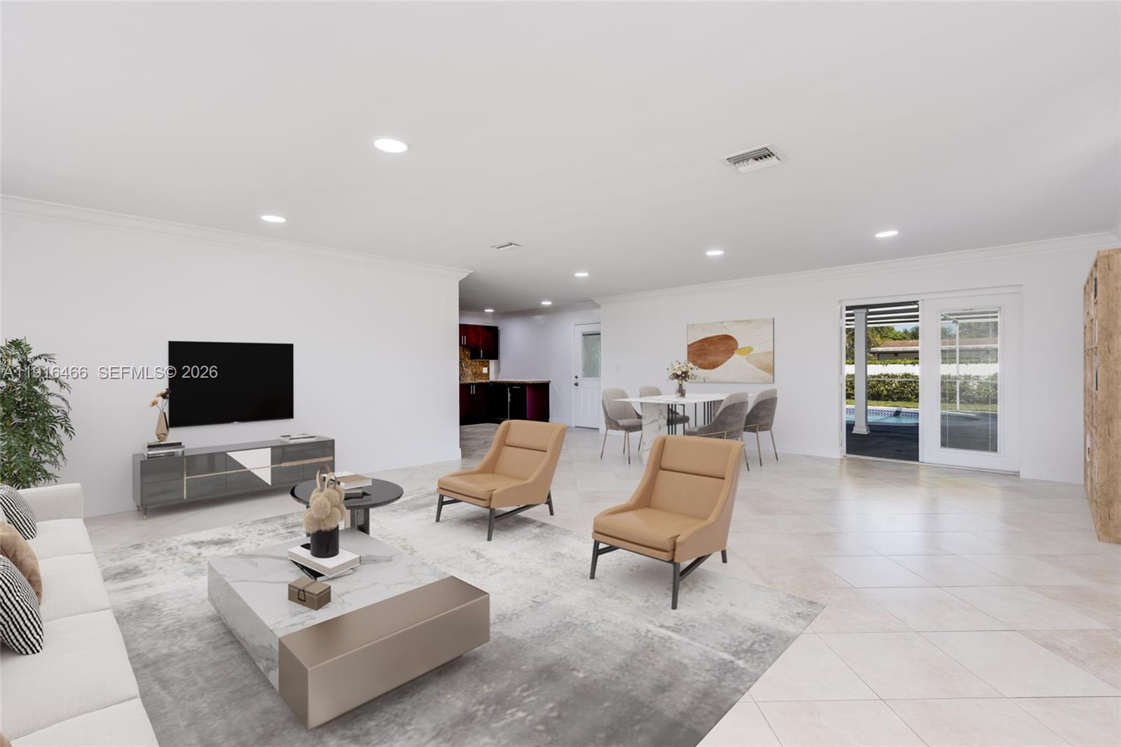 HOLLYWOOD HILLS - Residential