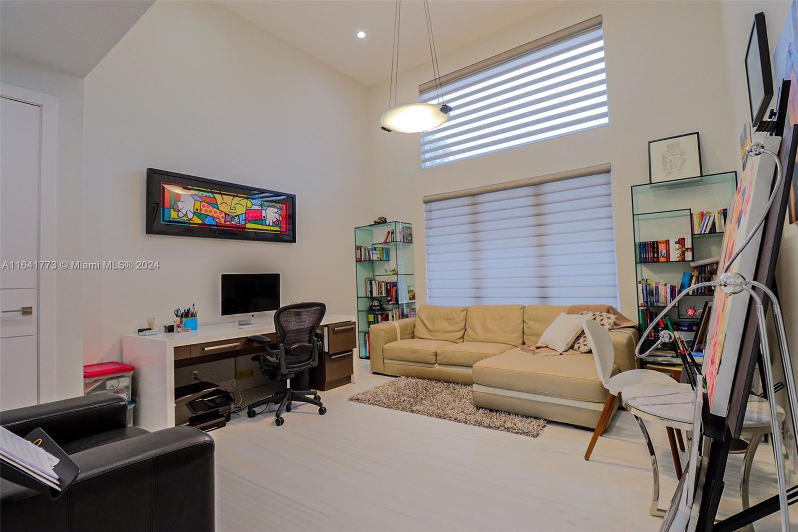 WINDMILL RANCHES - Residential