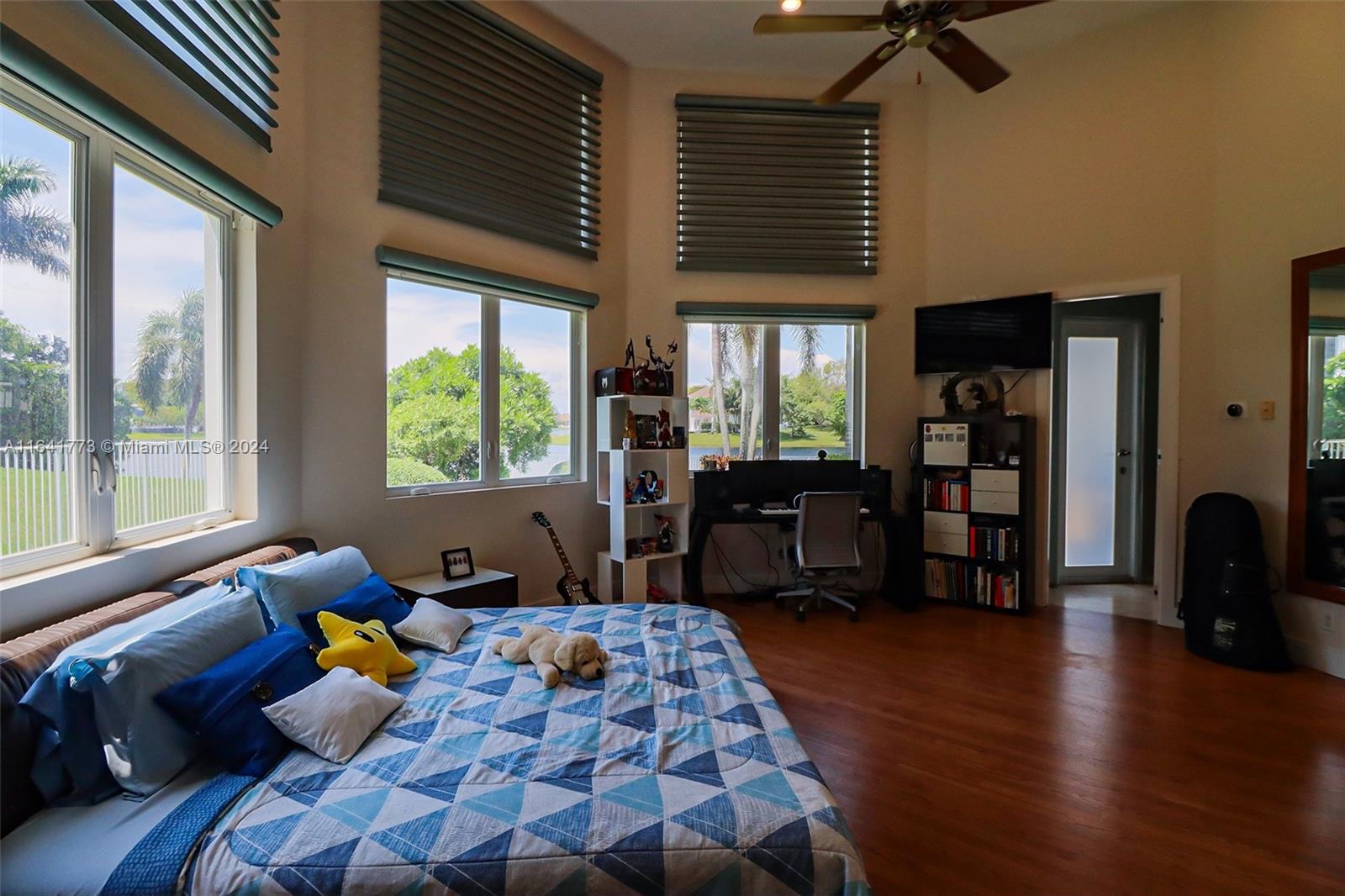 WINDMILL RANCHES - Residential