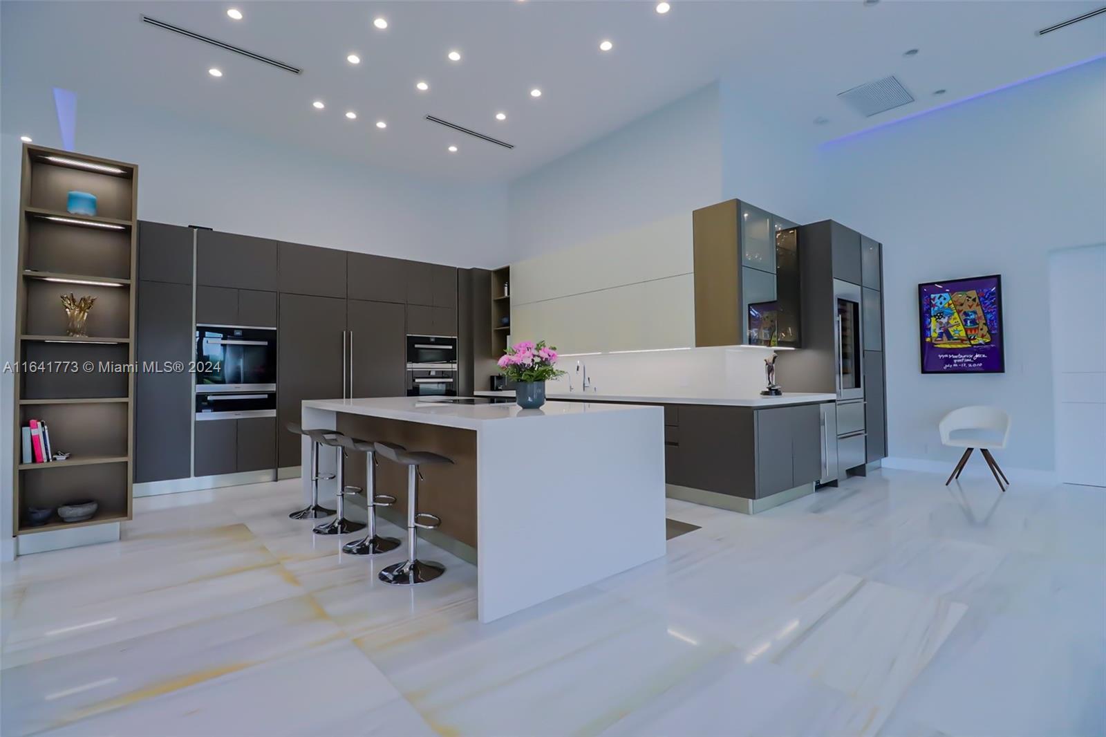 WINDMILL RANCHES - Residential