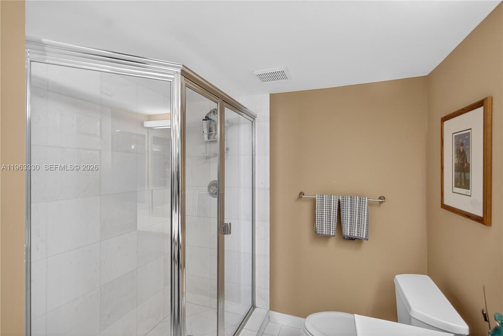 MYSTIC POINTE TOWER 500 C - Residential