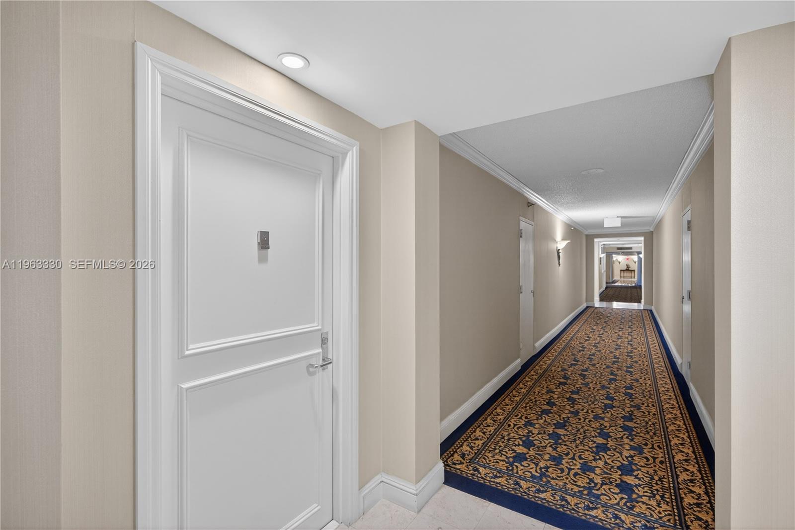 MYSTIC POINTE TOWER 500 C - Residential