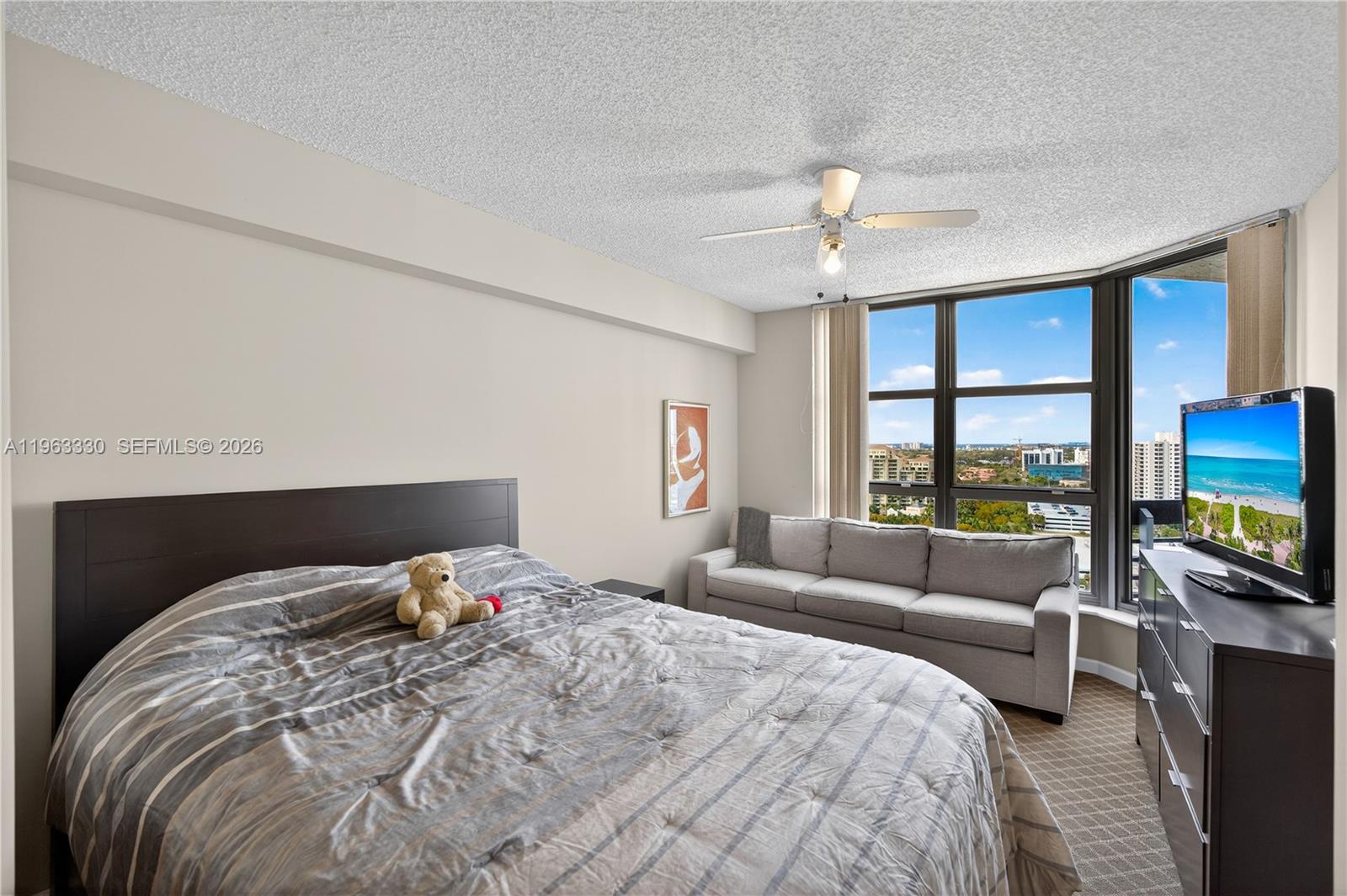 MYSTIC POINTE TOWER 500 C - Residential