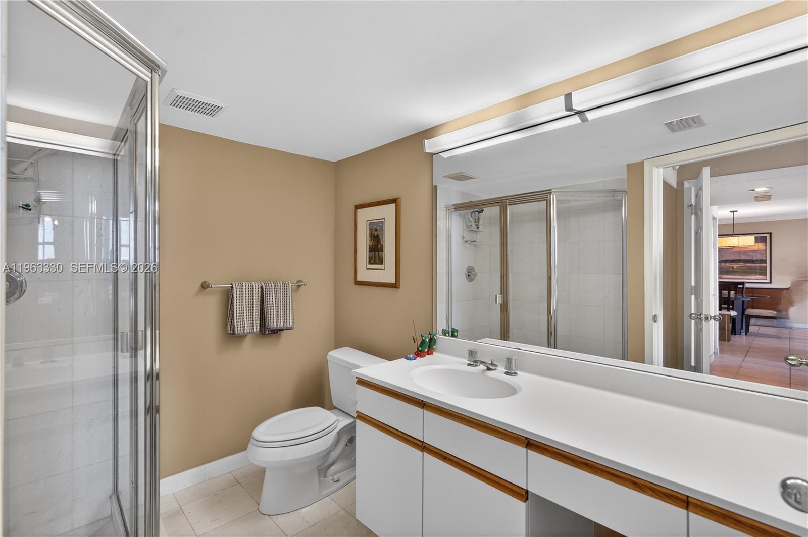 MYSTIC POINTE TOWER 500 C - Residential