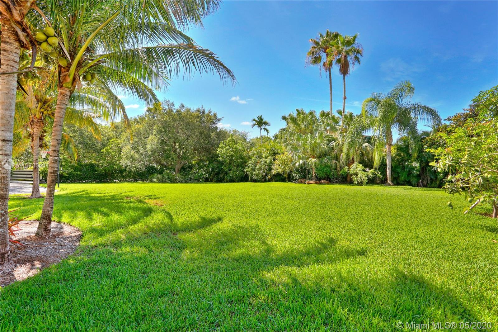 PINECREST POINTE - Residential