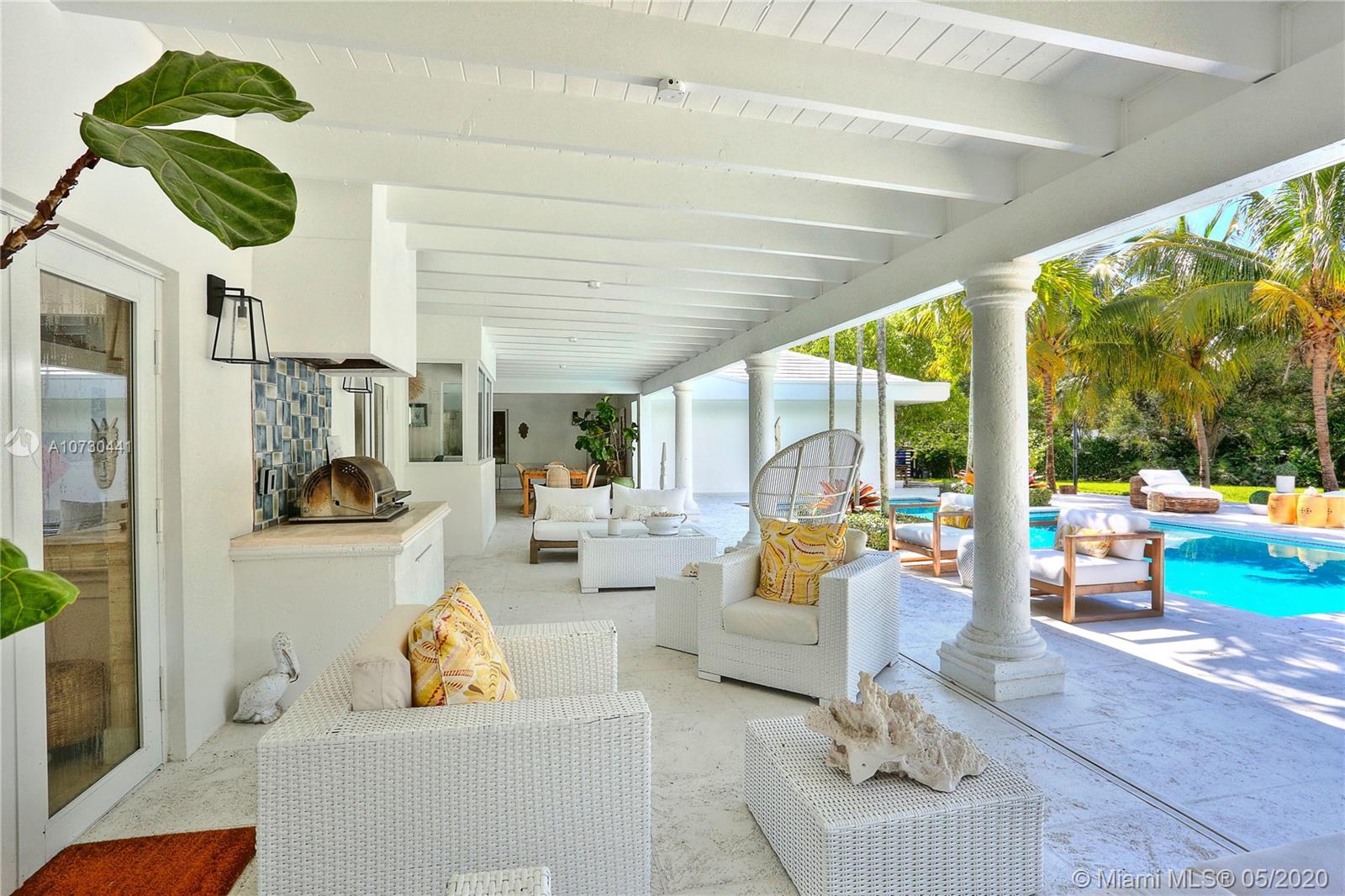 PINECREST POINTE - Residential