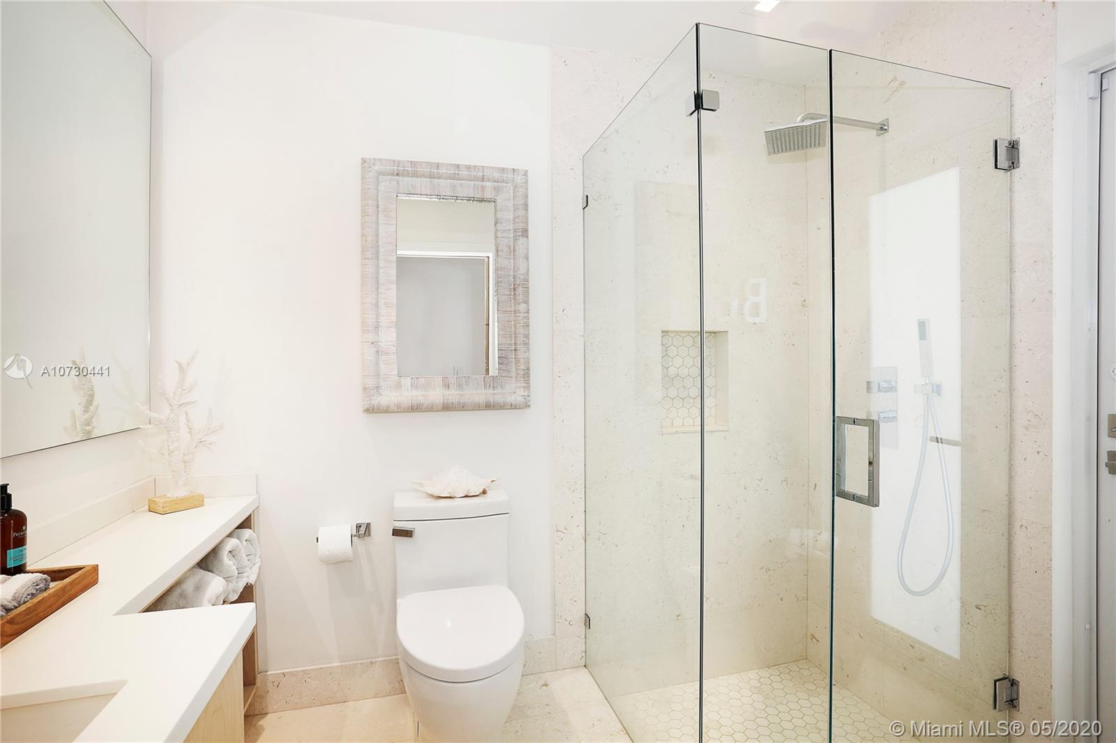 PINECREST POINTE - Residential