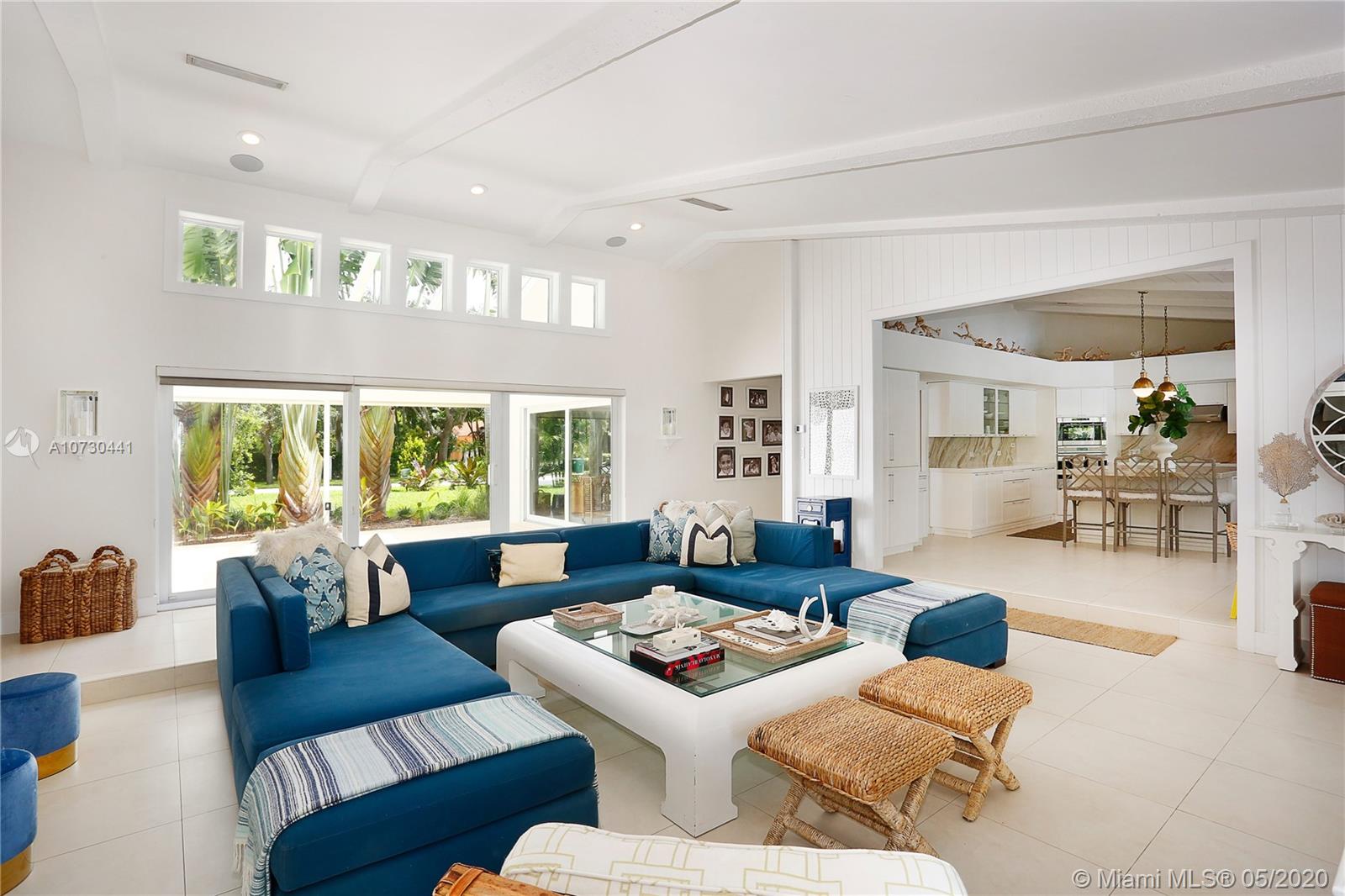 PINECREST POINTE - Residential