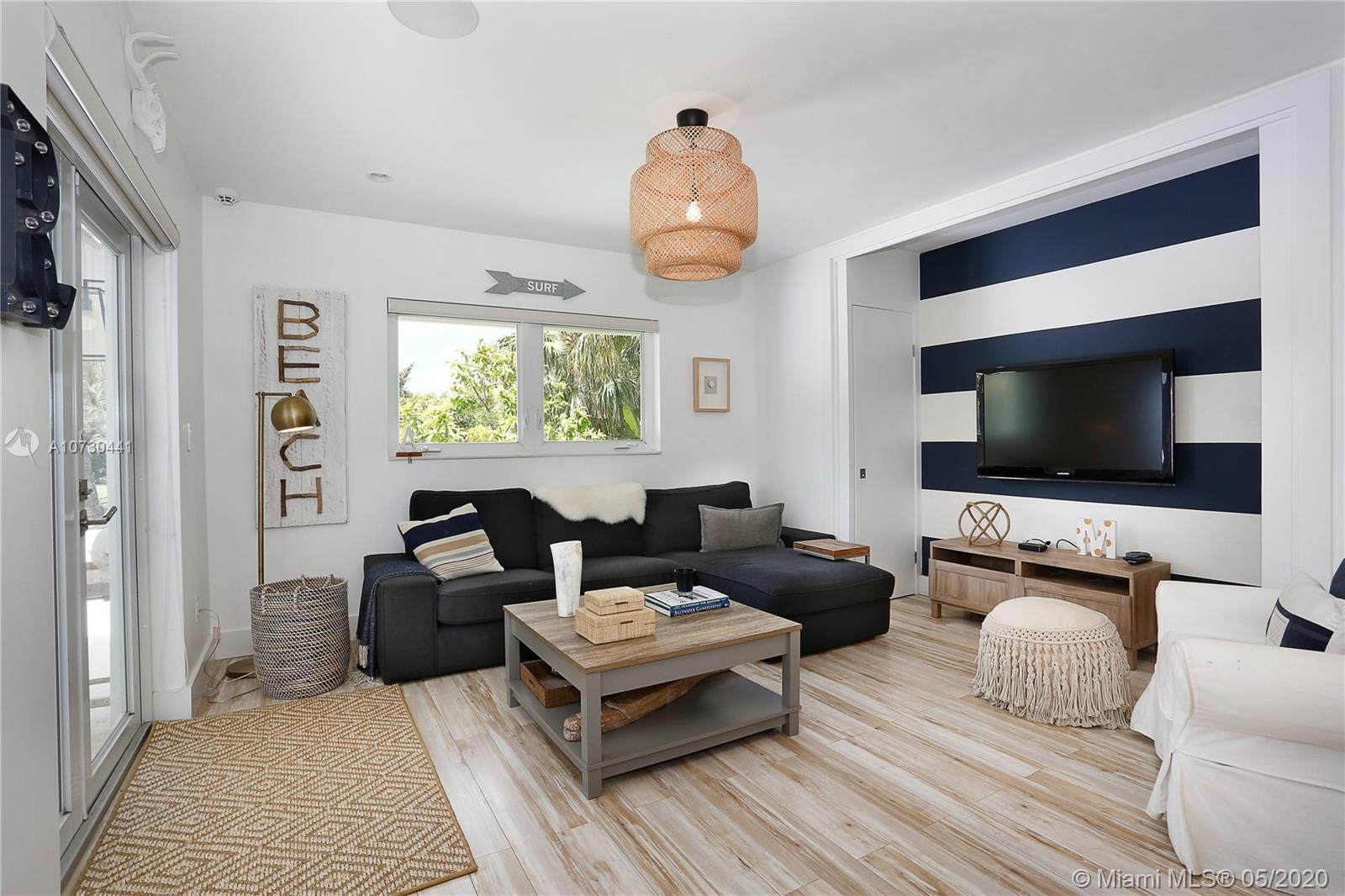 PINECREST POINTE - Residential