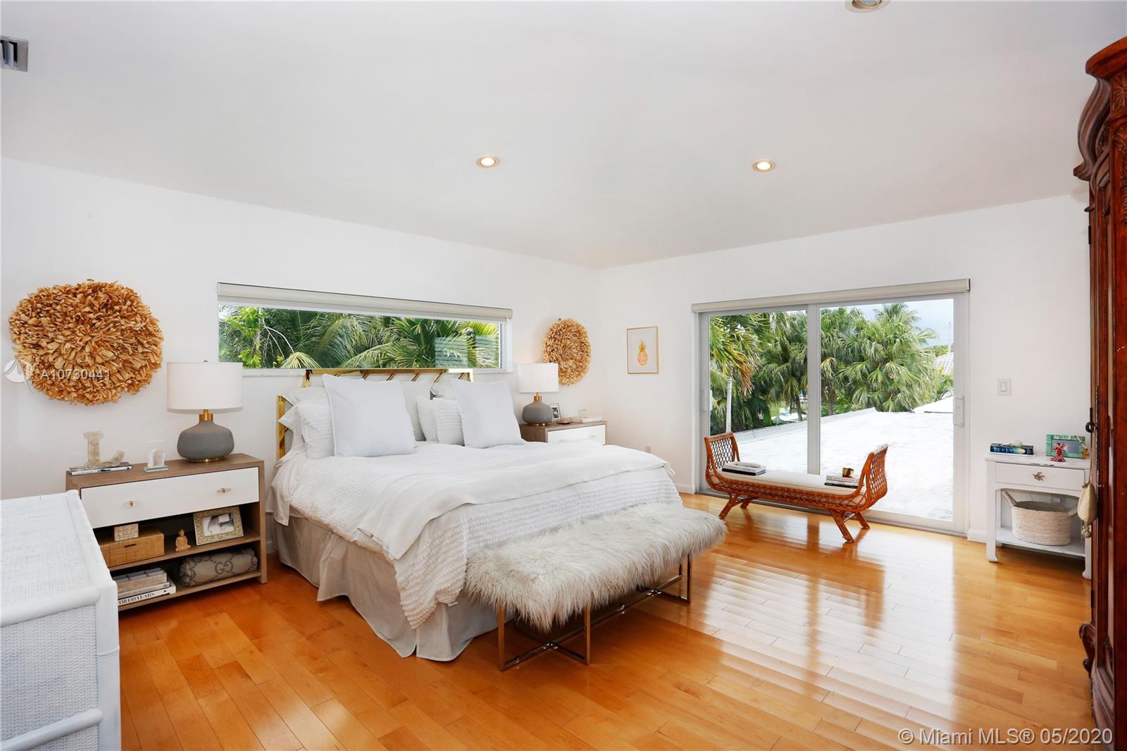 PINECREST POINTE - Residential