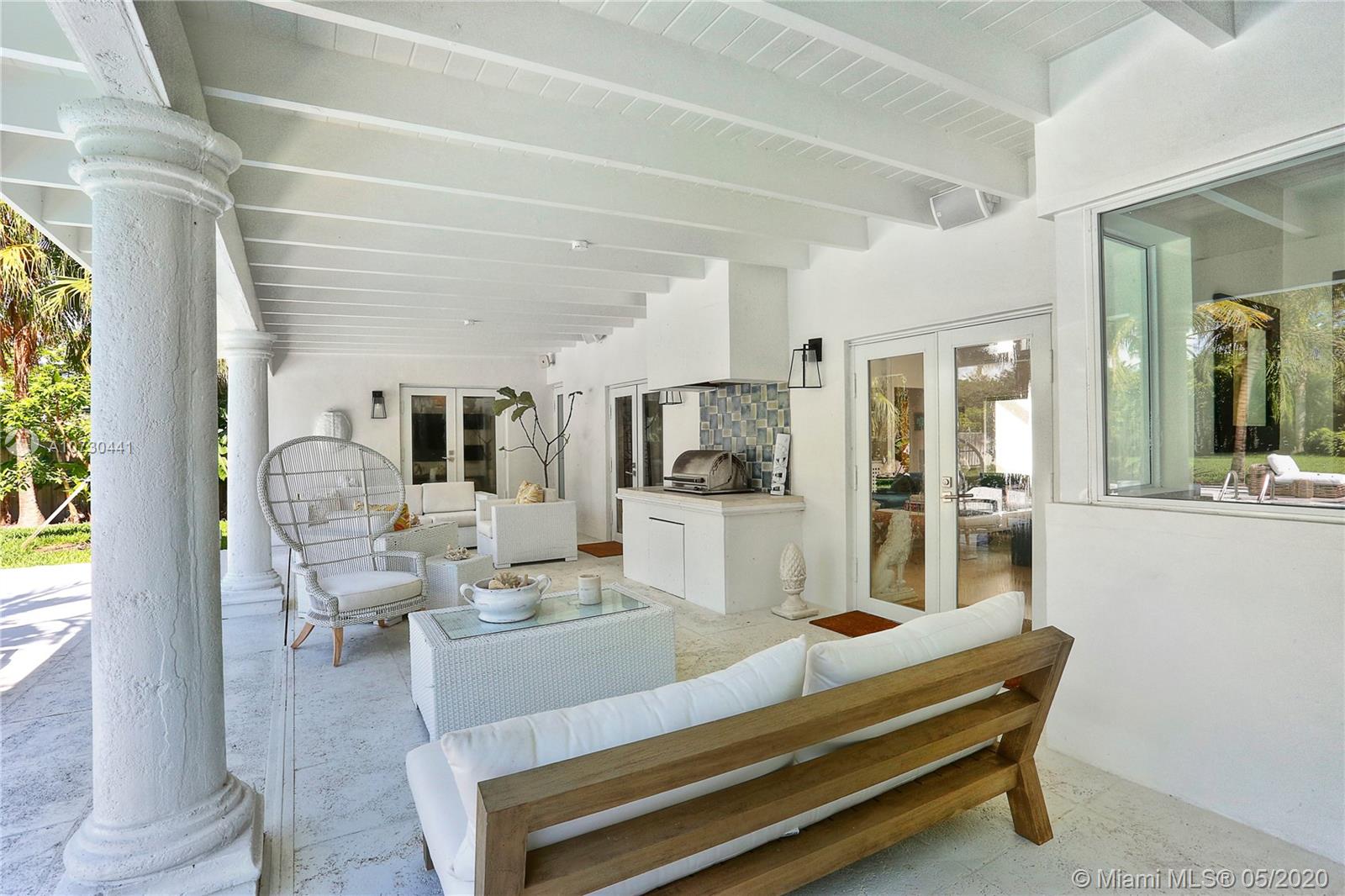 PINECREST POINTE - Residential