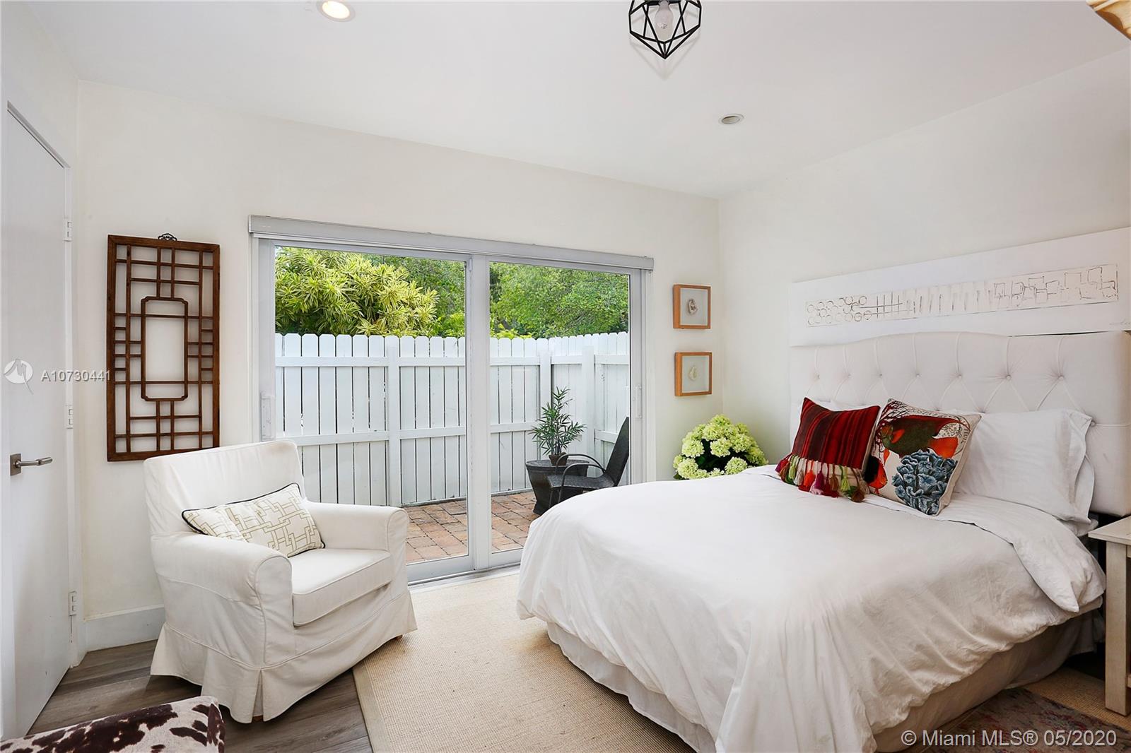 PINECREST POINTE - Residential